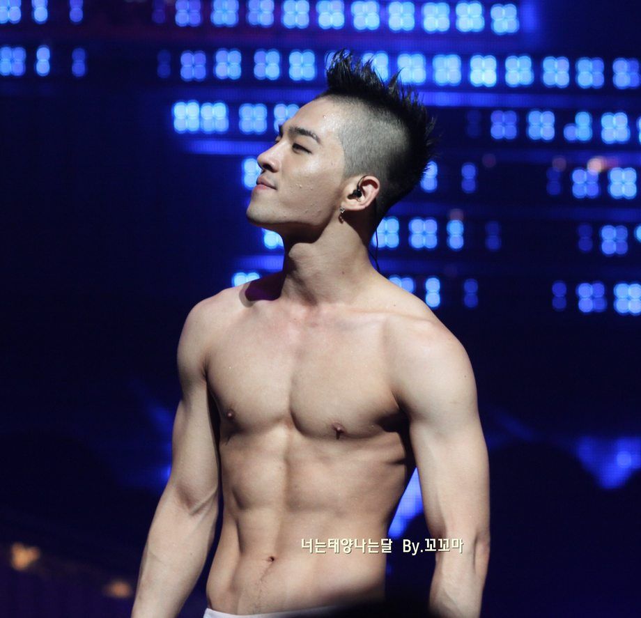 taeyang muscular body